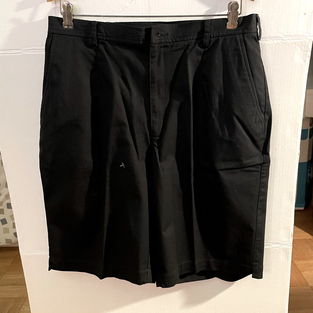 Elisbeth women’s shorts size 14 black new no tag